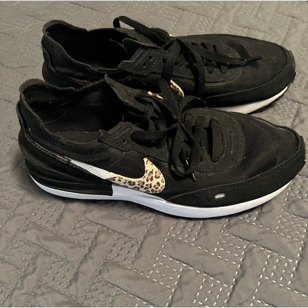 Nike Womens Waffle One
